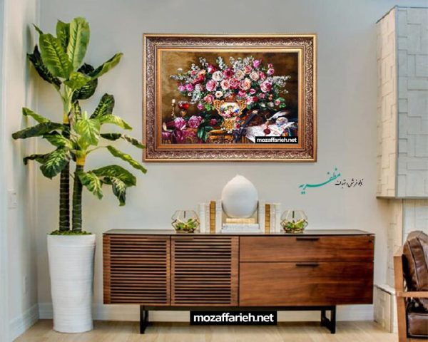 سجادة طاولة مزينة بالزهور